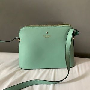 Crossbody purse